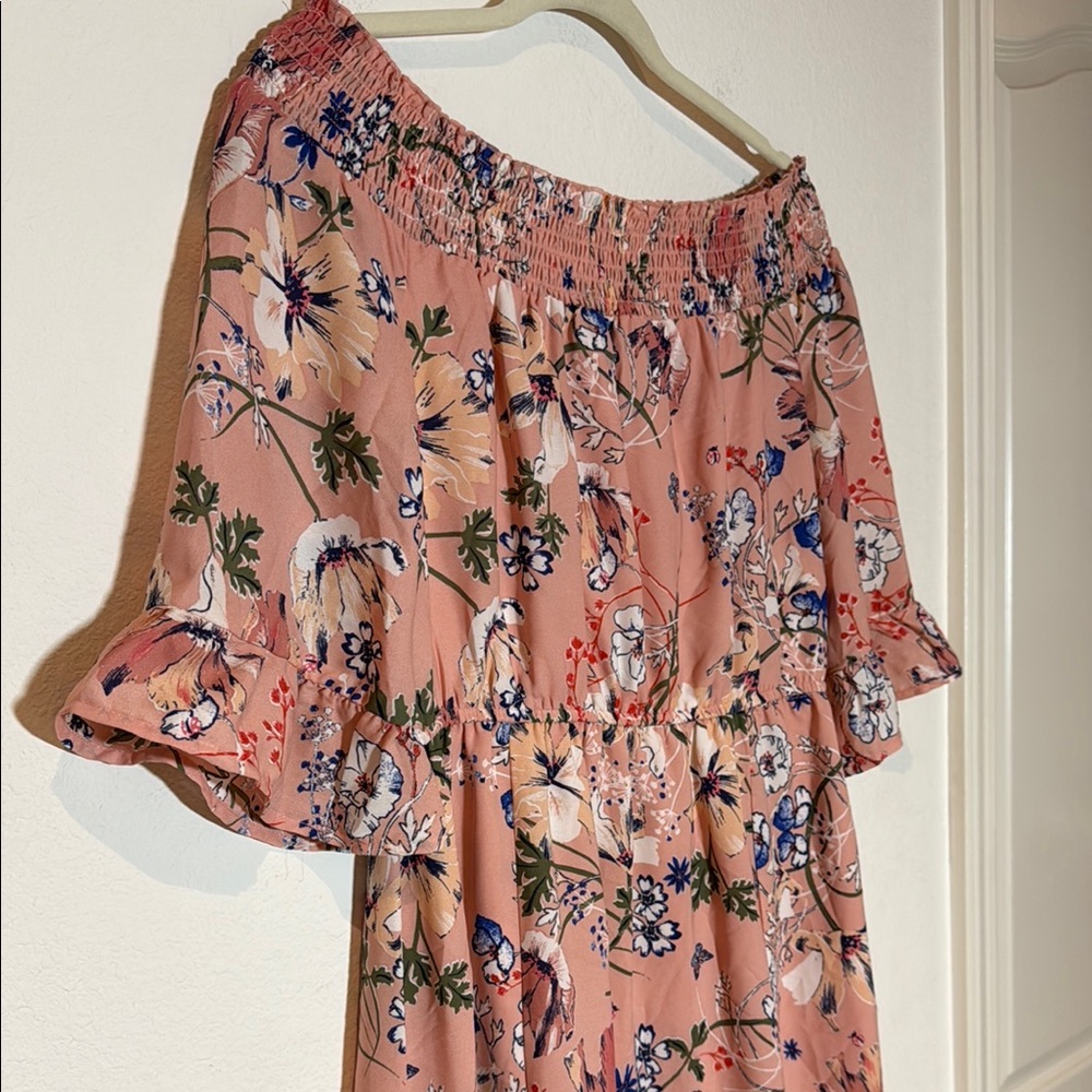 Westport Floral Woman’s Dress in Pink and Navy - Picture 3 of 10
